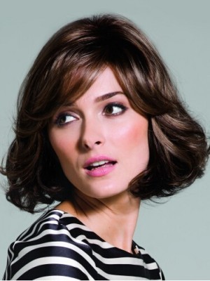 Attractive Fashionable Medium Wig