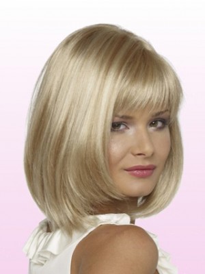Petite Poppy Stunning Bob Style Grey Wig