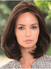 Flexibility Shoulder Length Lace Front Wigs